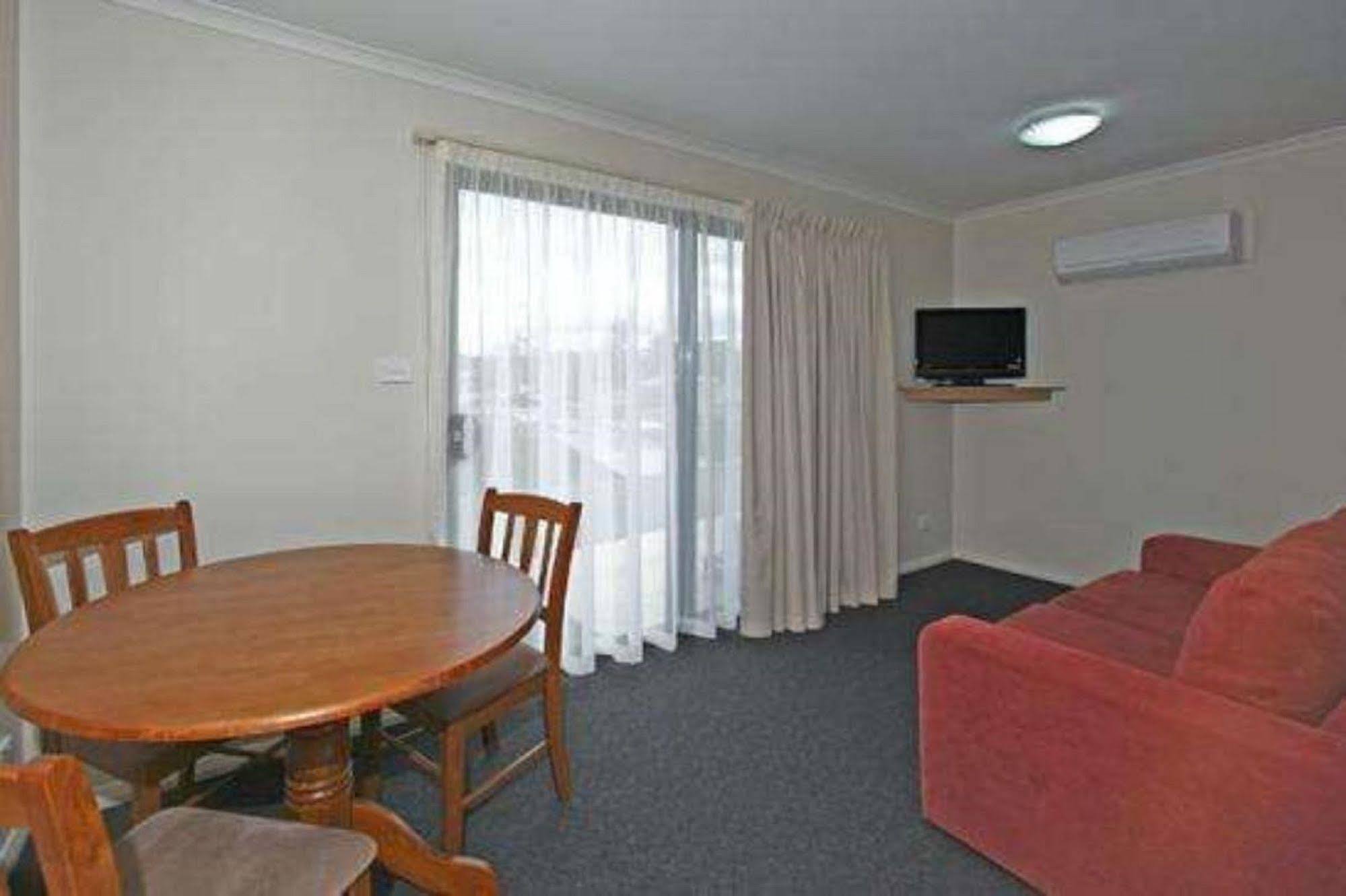Hotel BIG4 Hobart Airport Tourist Park Cambridge Exterior foto